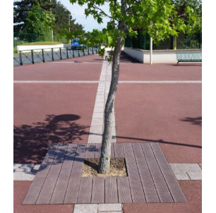 Grille d`arbre plastique recyclé 1500 2