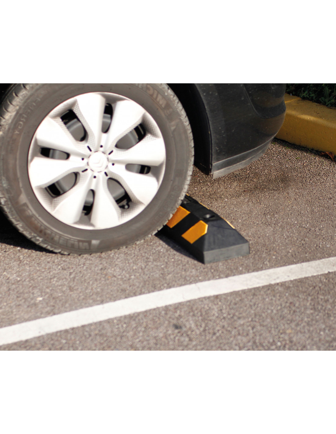 Butée de parking en Caoutchouc Noir et Jaune