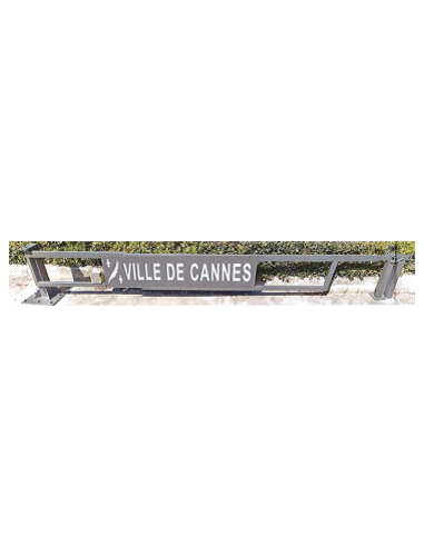 Barrière télescopique "ville de Cannes"