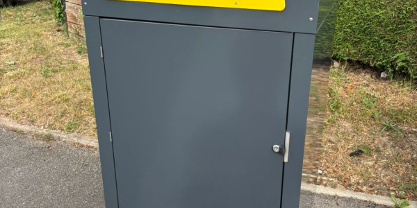 Nouvelle solution chez CHALLENV : l’abri-bac Vertigo Hors Foyer